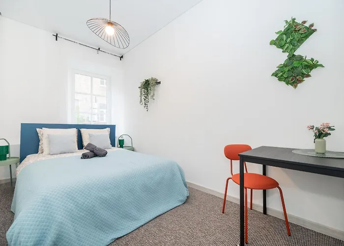 Гостевой дом Nest Oldtown *